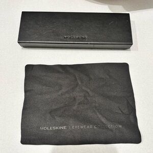 MOLESKINE hard shell eyeglasses case slim glasses case with cloth